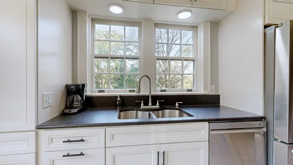 $465,000 | 1007 Poplar Street, Murray, KY 42071