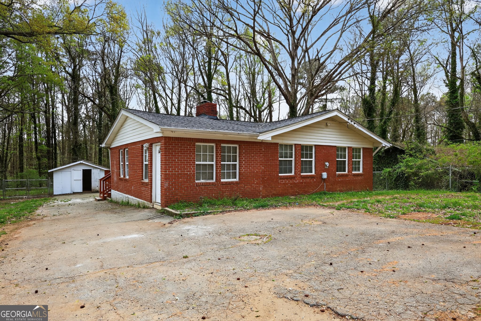 2628 Butner Road Atlanta, GA 30331 - Photo 2 of 15