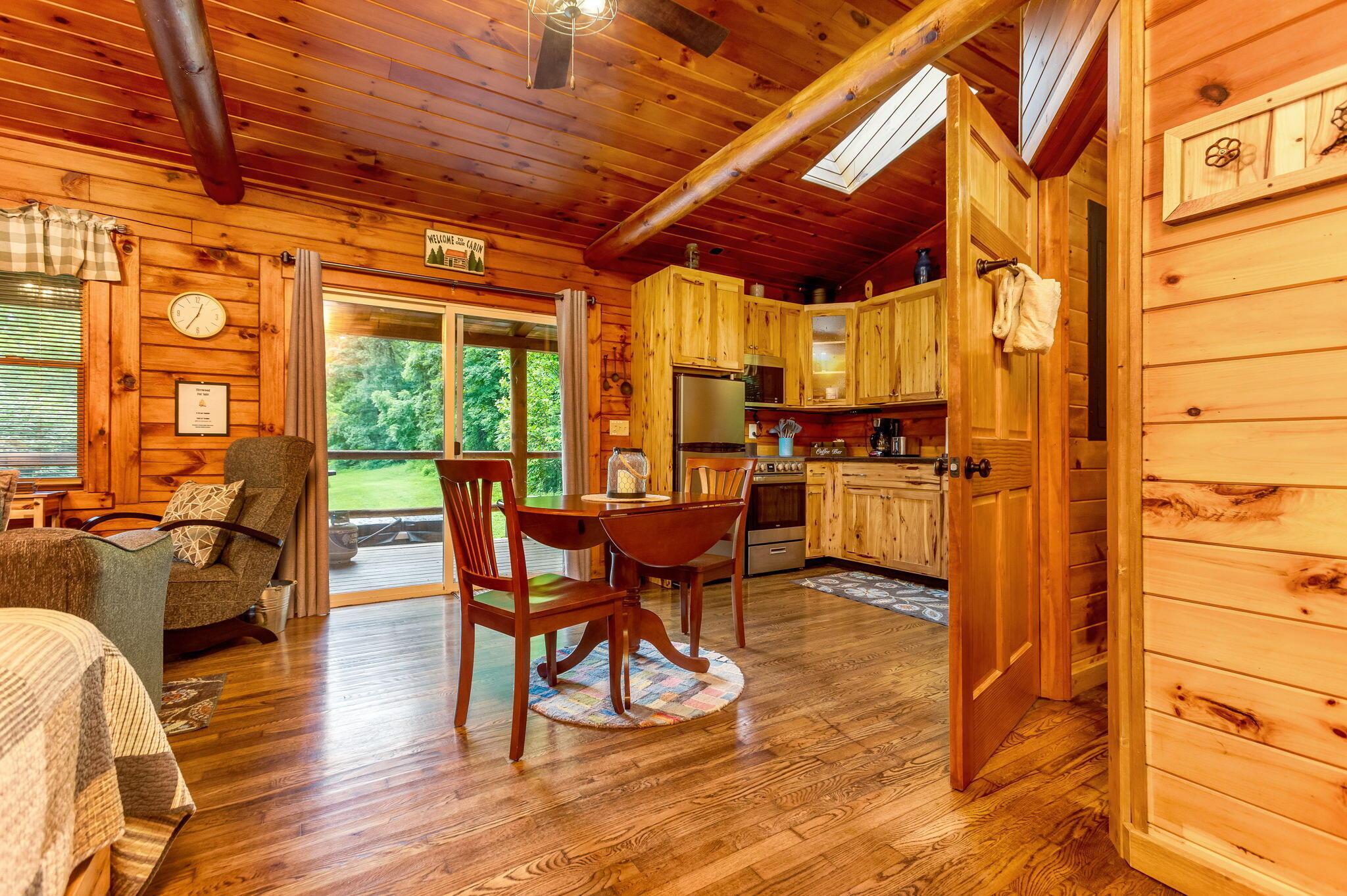 14879 Wolfe-Bennett Road Nelsonville, OH 45764 - Photo 5 of 31 Dining Space