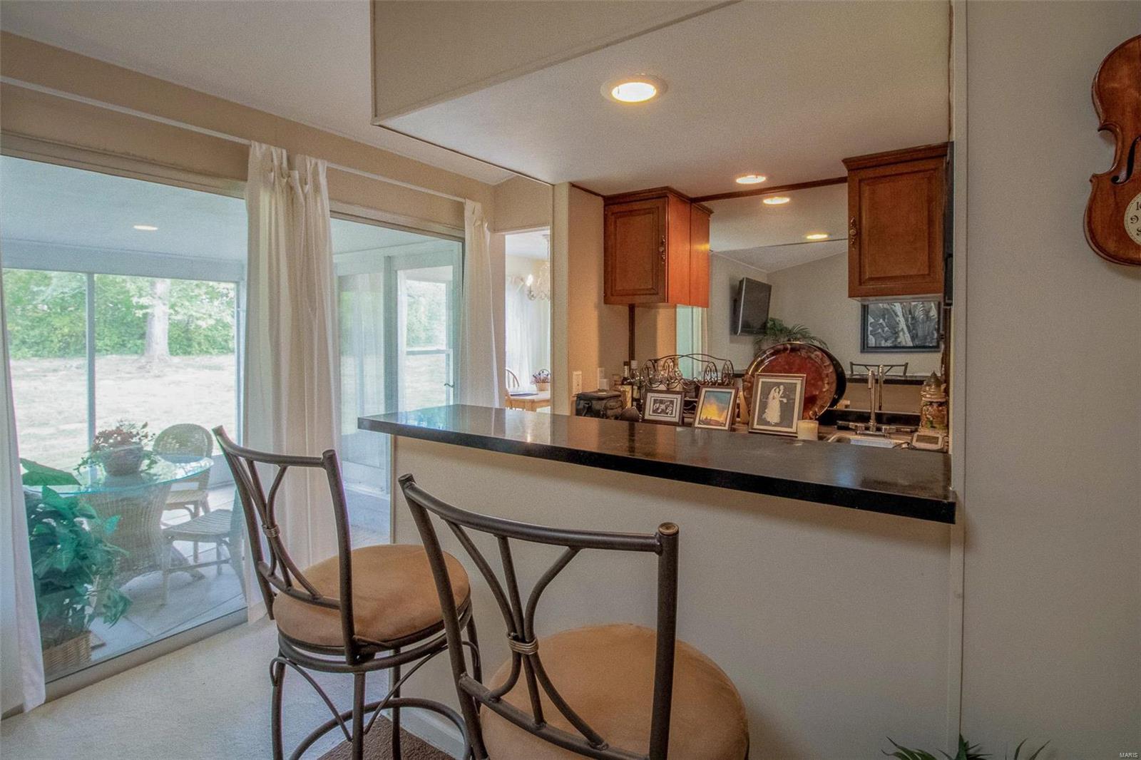 400 Mayfair Drive Ballwin, MO 63011 - Photo 13 of 65