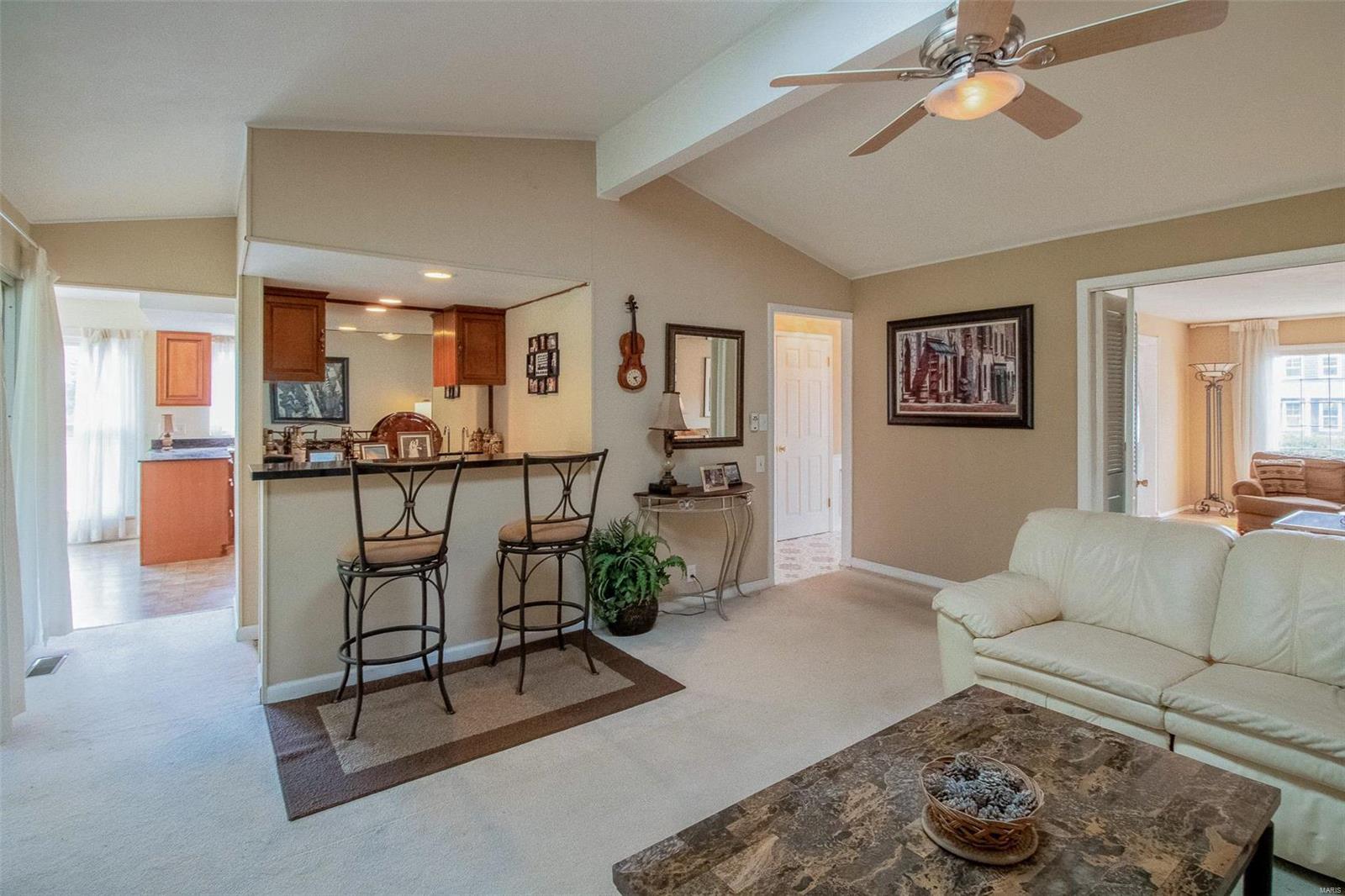 400 Mayfair Drive Ballwin, MO 63011 - Photo 16 of 65