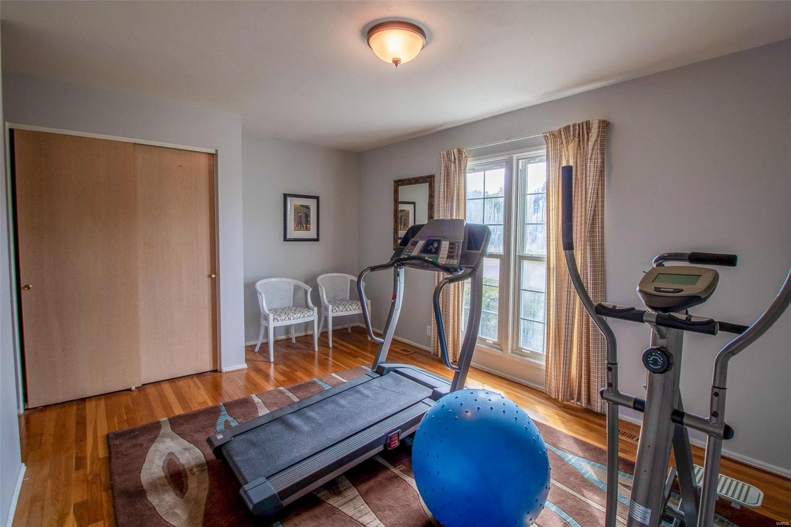 400 Mayfair Drive Ballwin, MO 63011 - Photo 28 of 65