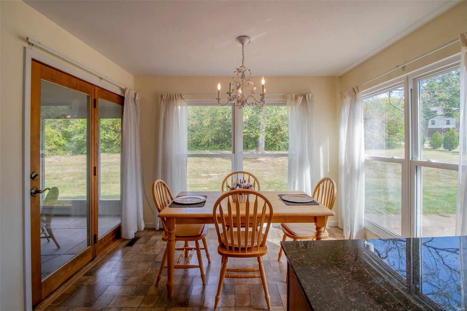 400 Mayfair Drive Ballwin, MO 63011 - Photo 31 of 65