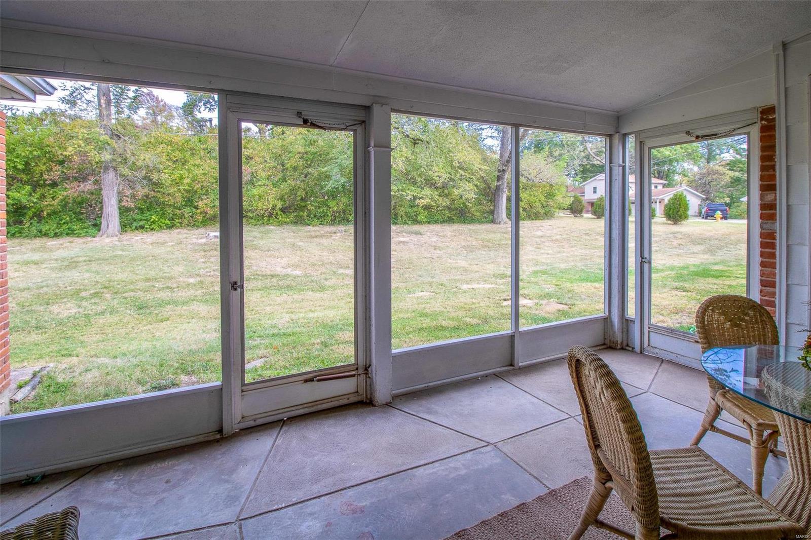 400 Mayfair Drive Ballwin, MO 63011 - Photo 34 of 65