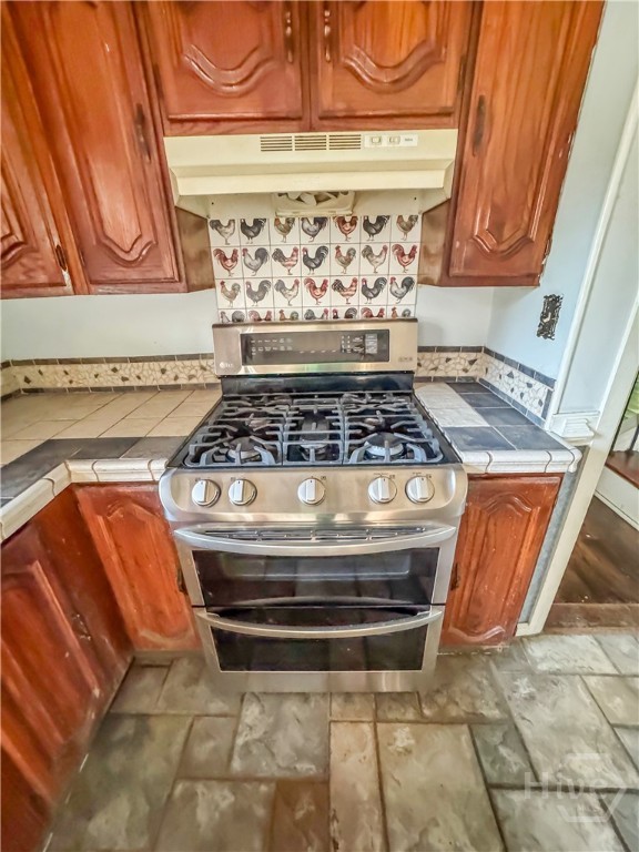 209 Lewis Drive Rincon, GA 31326 - Photo 6 of 14 Stainless appliances