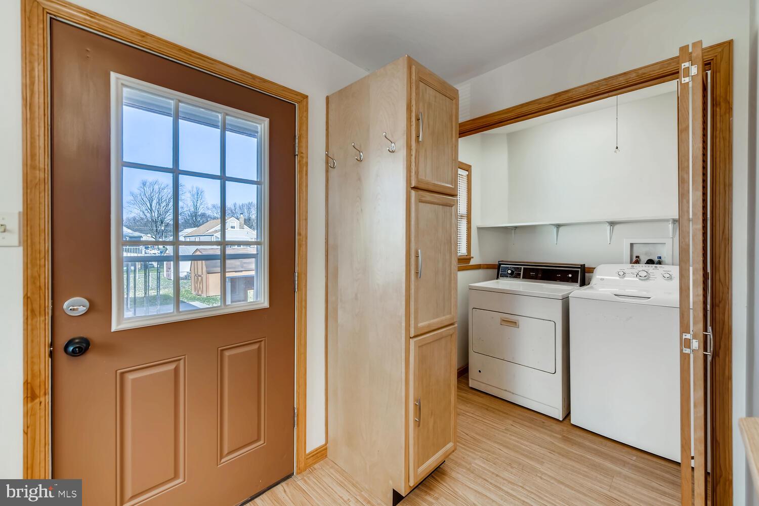 910 Woodlynn Road Baltimore, MD 21221 - Photo 12 of 35 Laundry Room