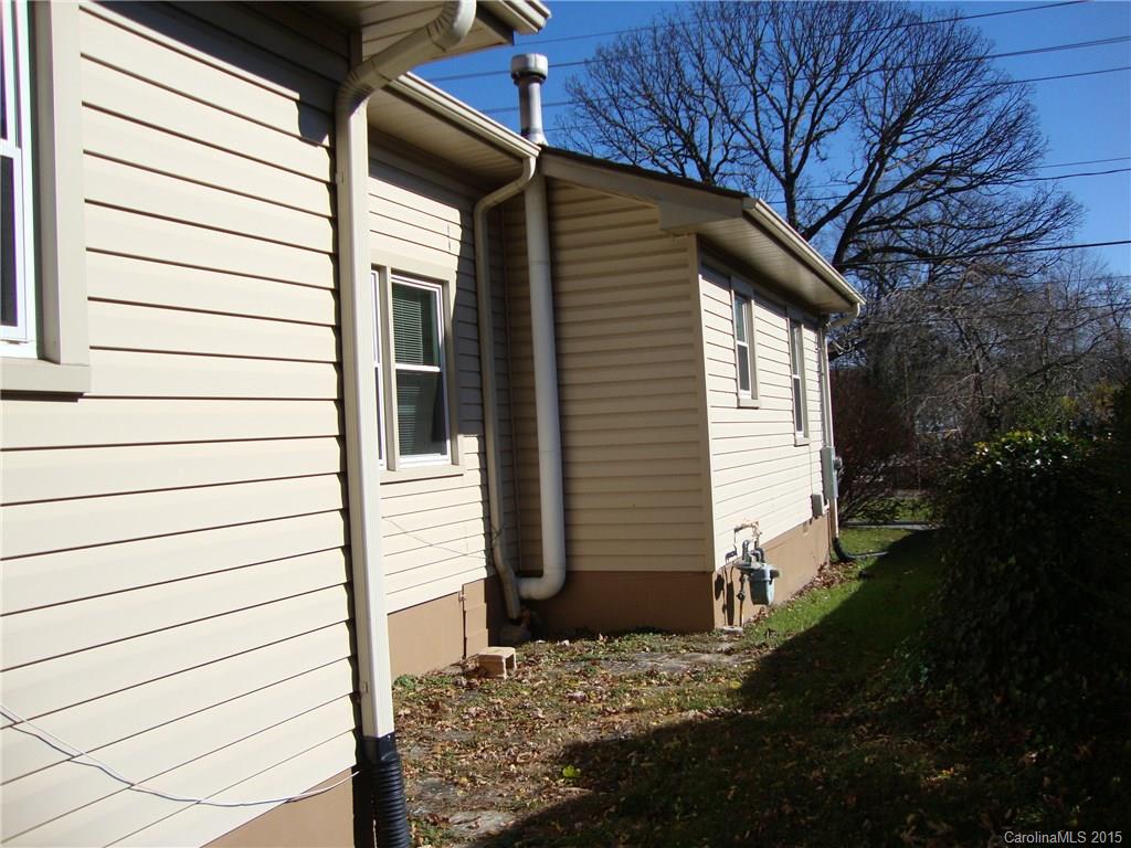 500 Higate Road, Unit 22 Hendersonville, NC 28791 - Photo 2 of 16 Gallery Image 2