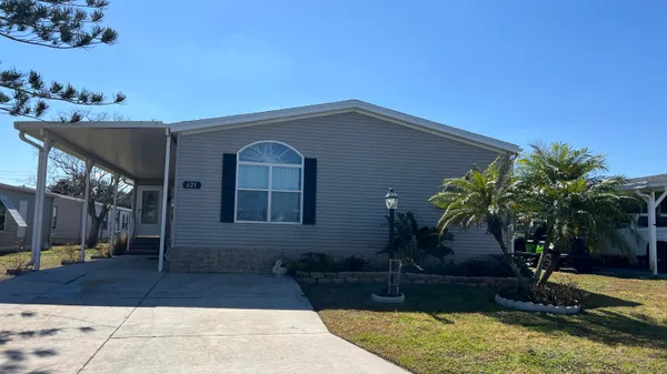 $298,000 | 621 Puffin Drive, Barefoot Bay, FL 32976
