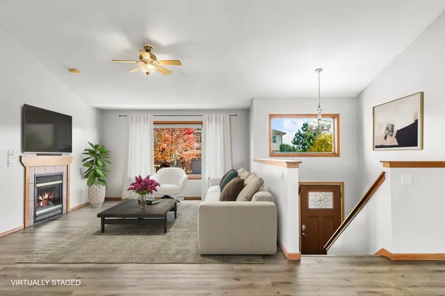 $490,000 | 1032 Vista Ridge Drive, Mount Horeb, WI 53572