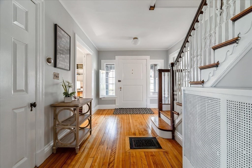 14 Park Lane Boston, MA 02130 - Photo 4 of 26