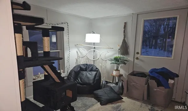 $184,900 | 853 South Columbia Street, Frankfort, IN 46041