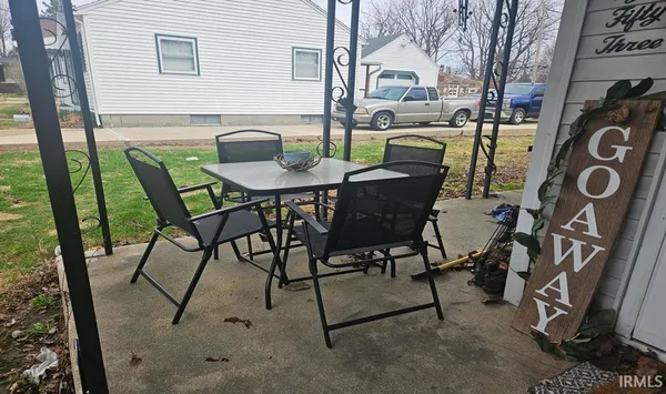 $184,900 | 853 South Columbia Street, Frankfort, IN 46041