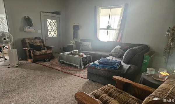 $184,900 | 853 South Columbia Street, Frankfort, IN 46041