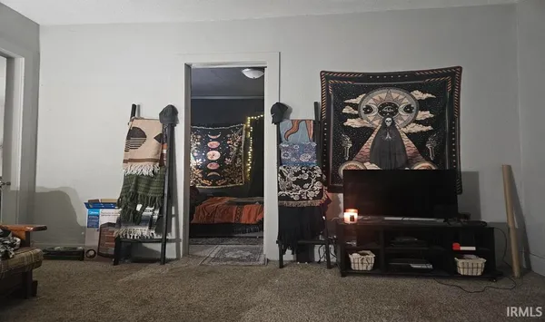 $184,900 | 853 South Columbia Street, Frankfort, IN 46041