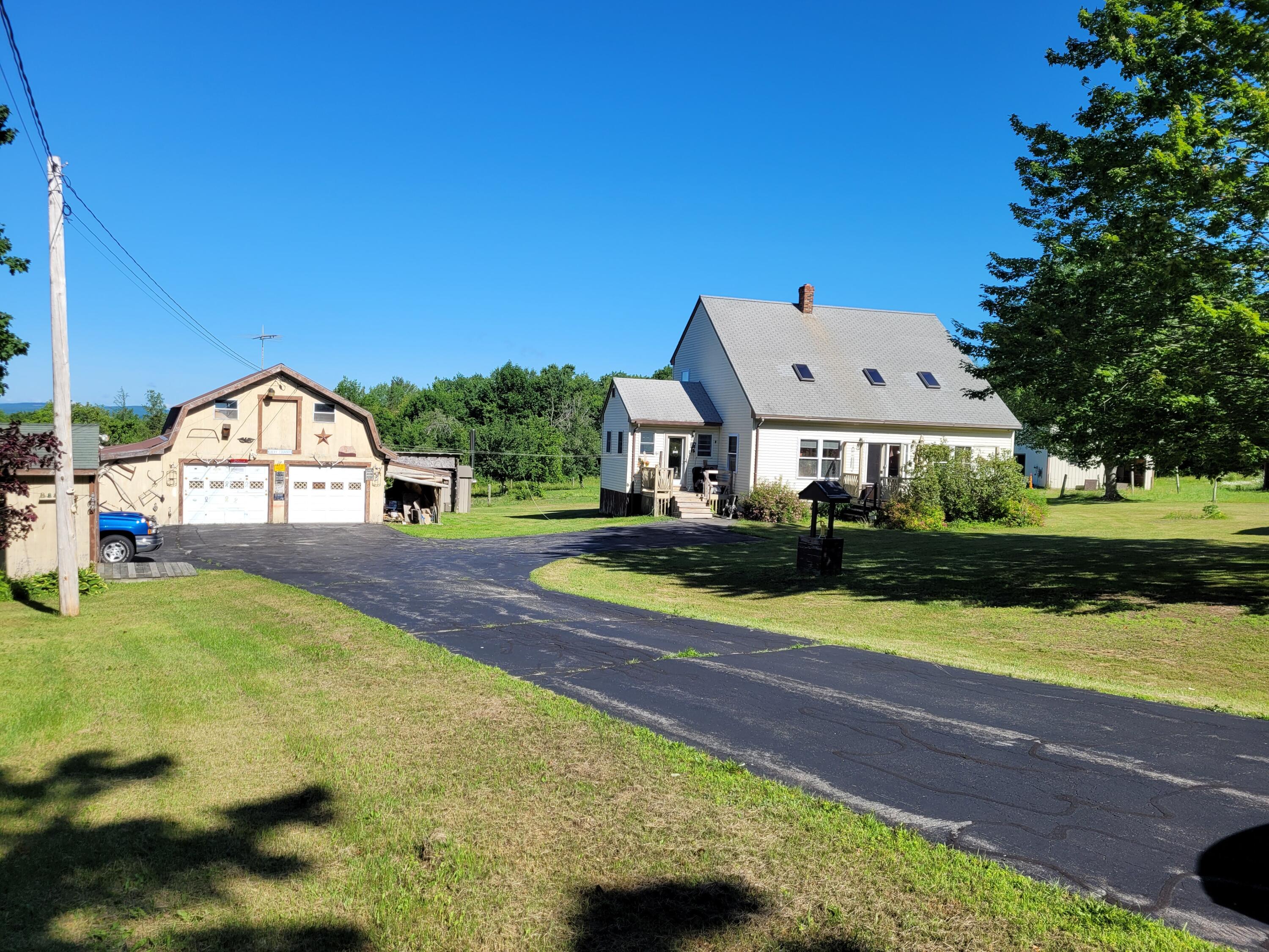 1185 Battle Ridge Road Clinton, ME 04927 - Photo 1 of 34 01