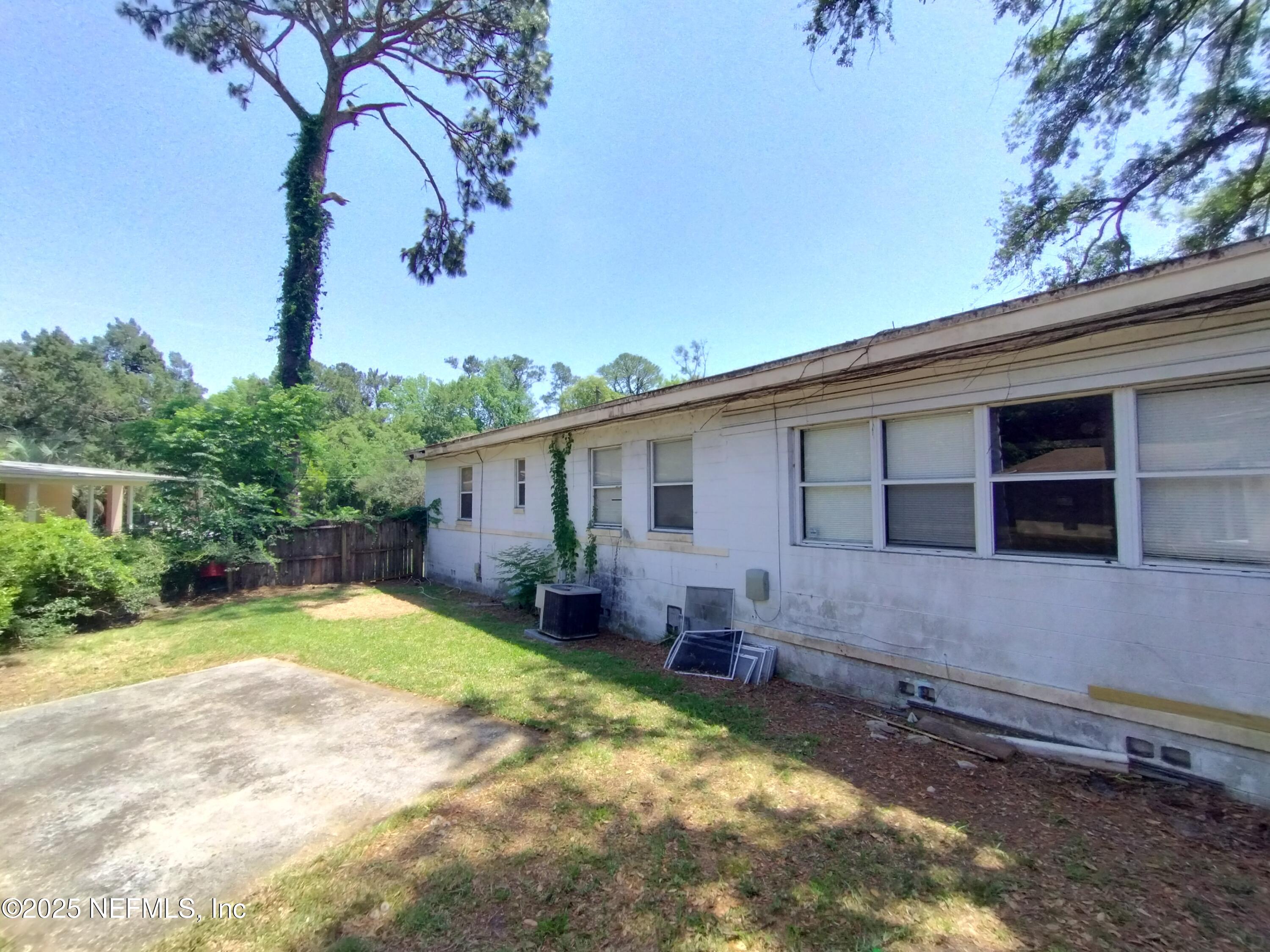 10205 Haverford Road Jacksonville, FL 32218 - Photo 3 of 14 10205 HAVERFORD Road