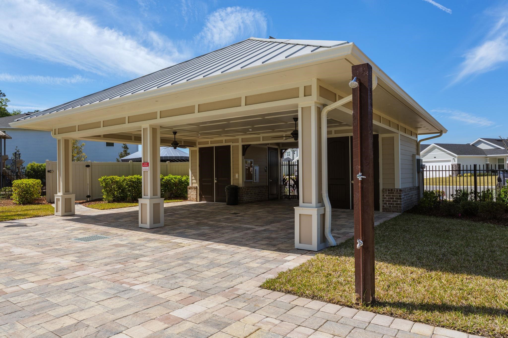 28 Peace River Road St. Johns, FL 32259 - Photo 3 of 42 a front view of the house