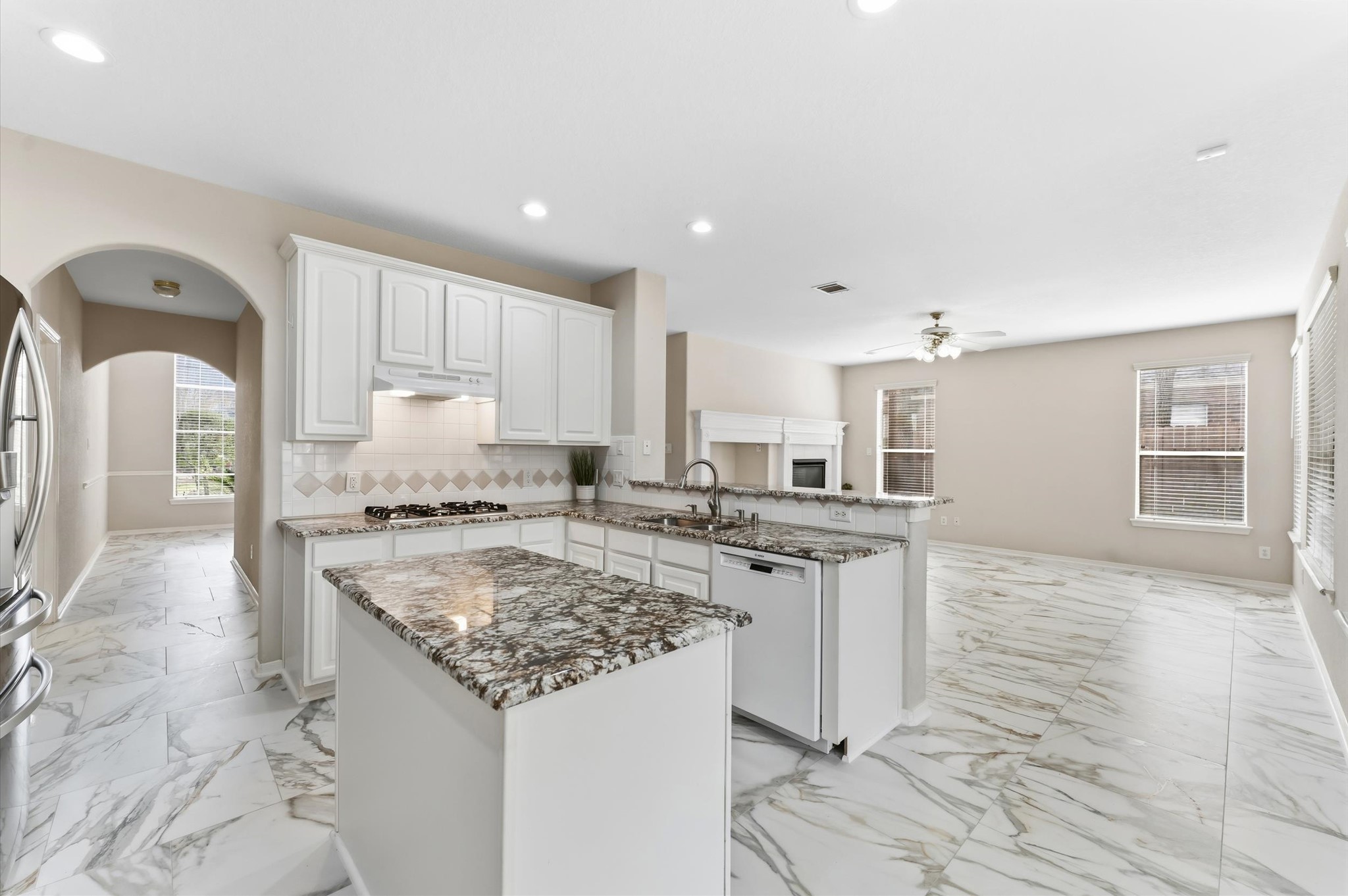 91 South Downy Willow Circle Spring, TX 77382 - Photo 18 of 50