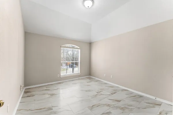 $3,100 | 91 South Downy Willow Circle, Spring, TX 77382