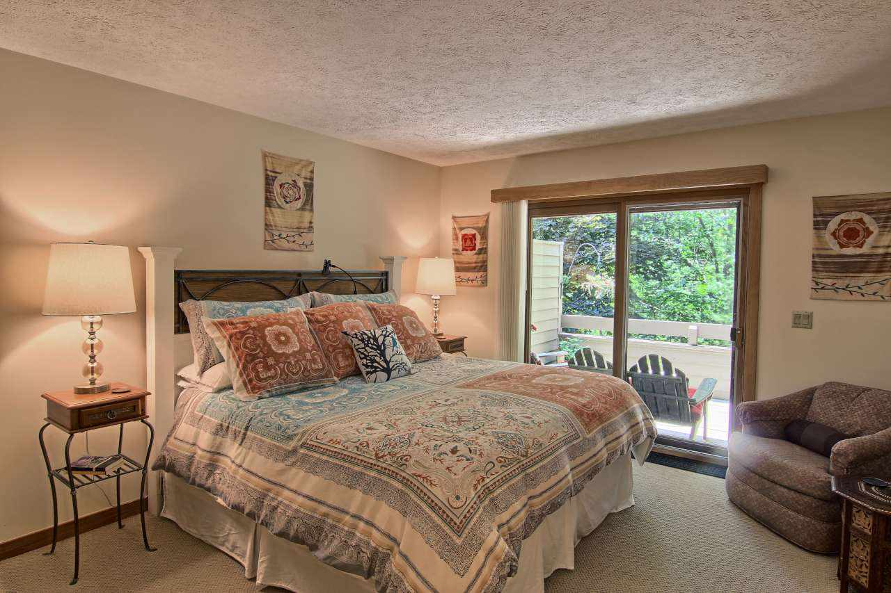 6742 Mission Ridge Traverse City, MI 49686 - Photo 13 of 41 1836001-12.JPG