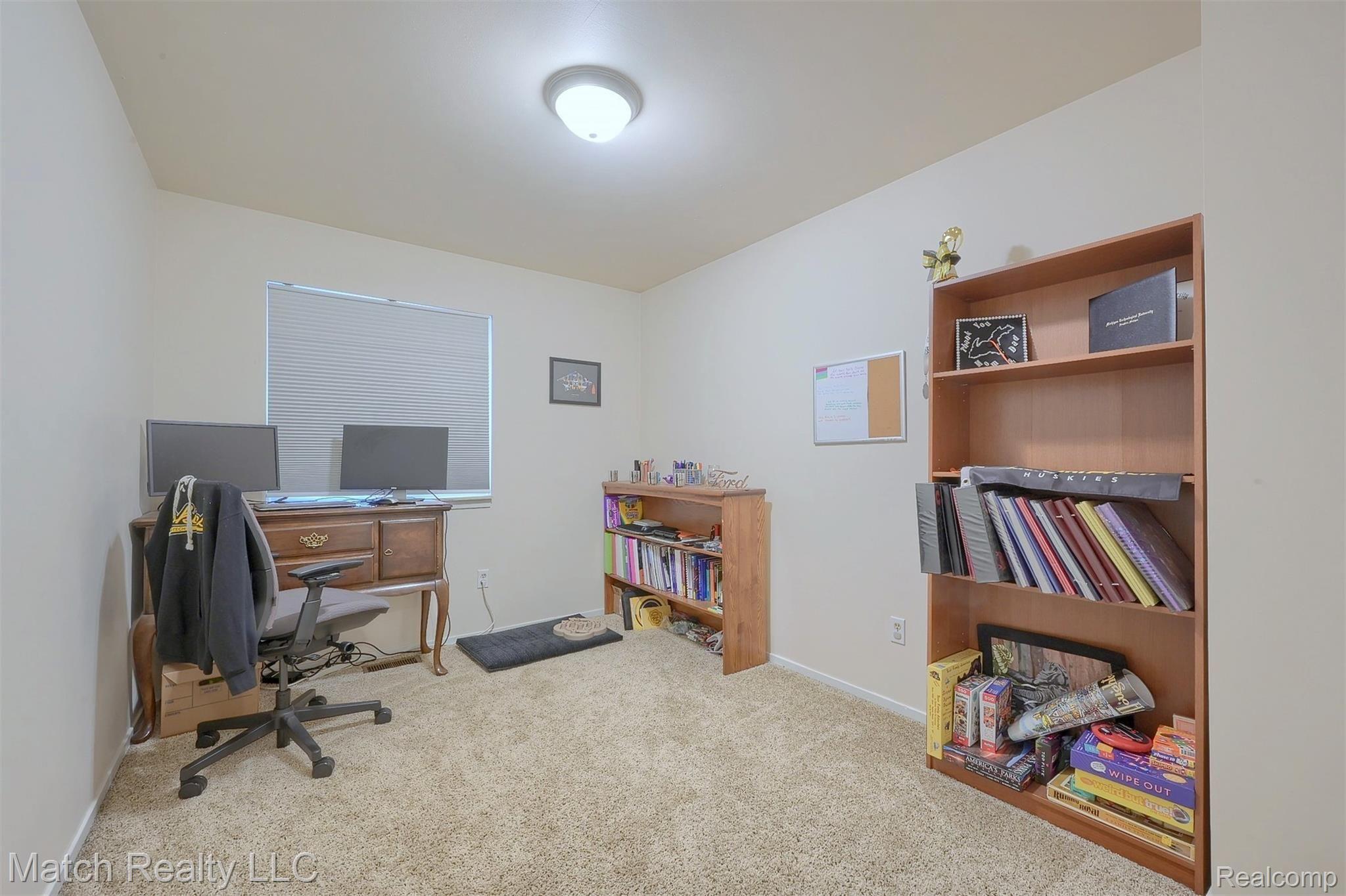 271 North Willard Road Canton, MI 48187 - Photo 16 of 31 16-2nd-Bedroom.jpg