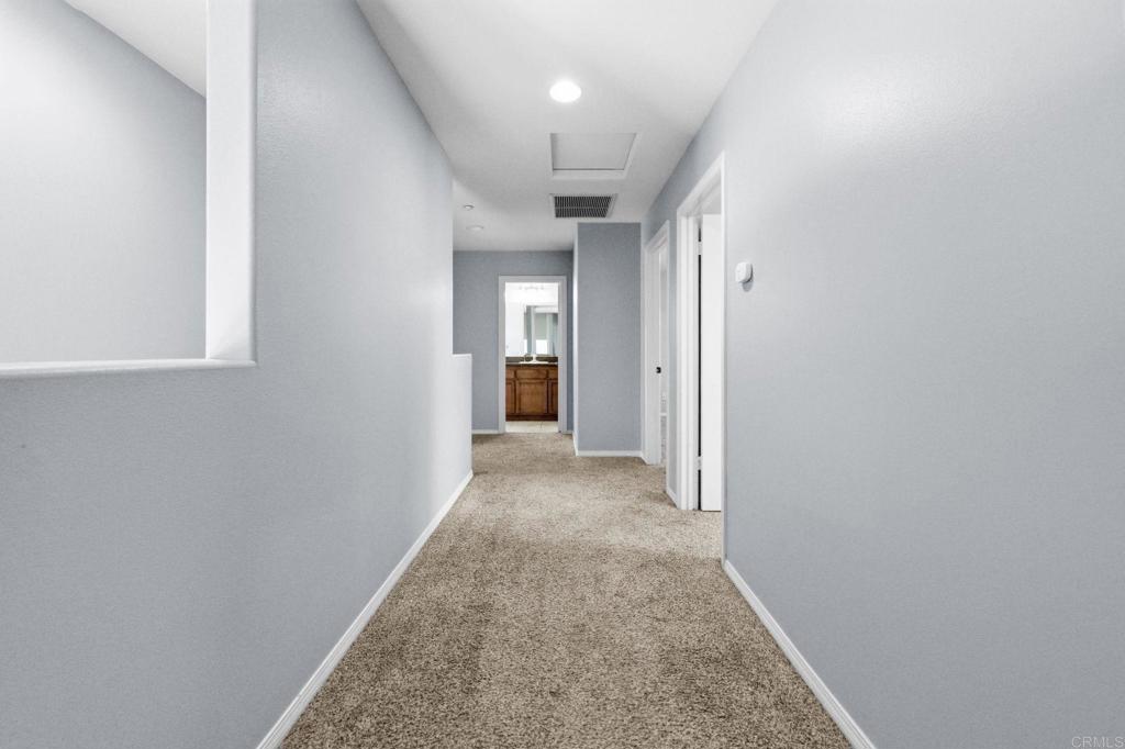 209 Journeys End Vista, CA 92083 - Photo 34 of 55