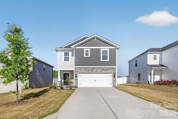 $293,900 | 1009 Jeffery Dean Court, Albemarle, NC 28001