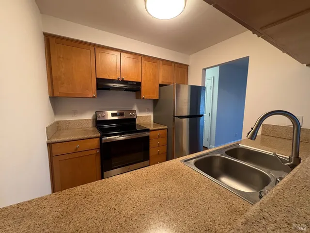 $2,750 | 297 Enterprise Drive, Rohnert Park, CA 94928