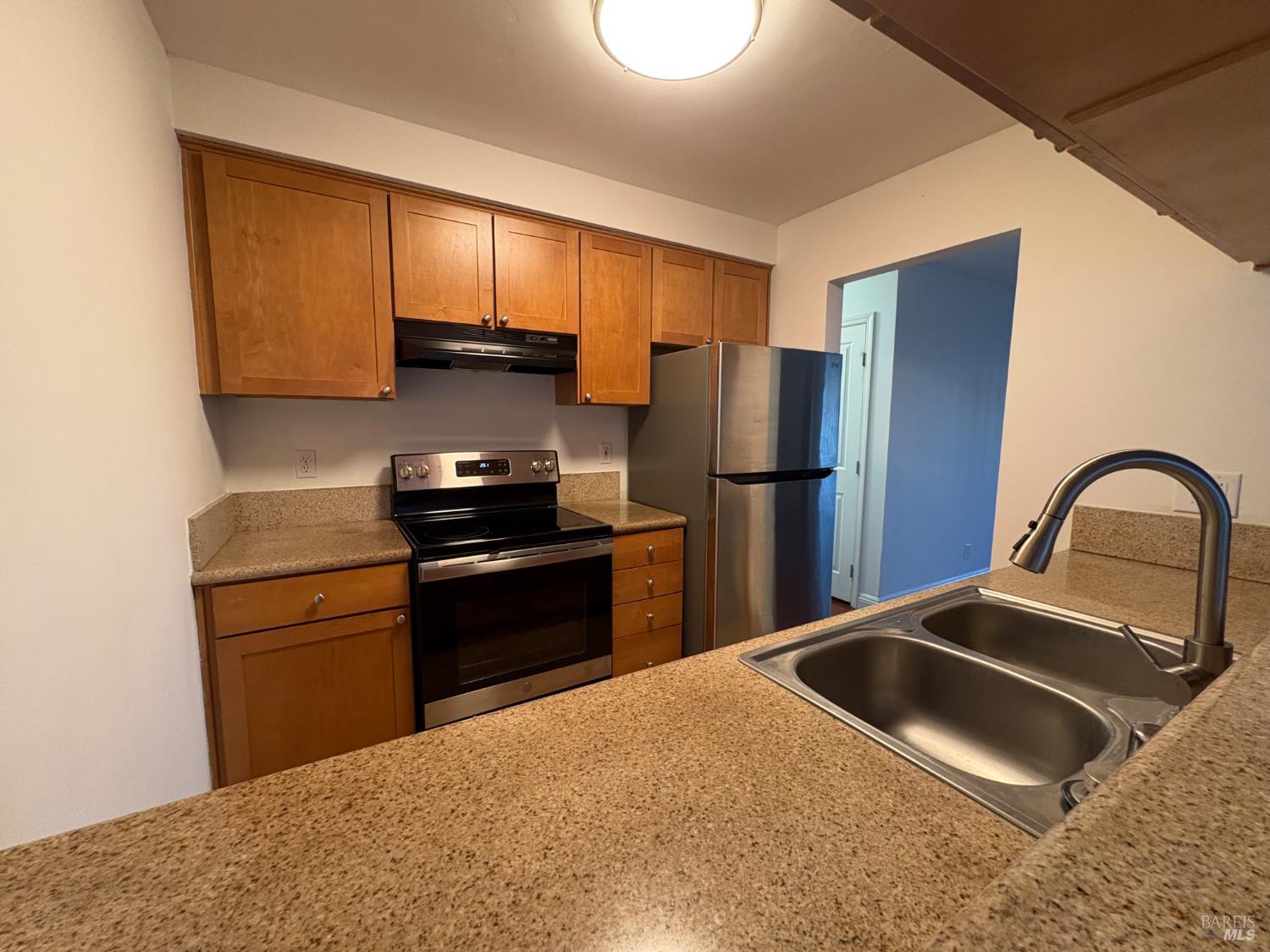 297 Enterprise Drive Rohnert Park, CA 94928 - Photo 4 of 15