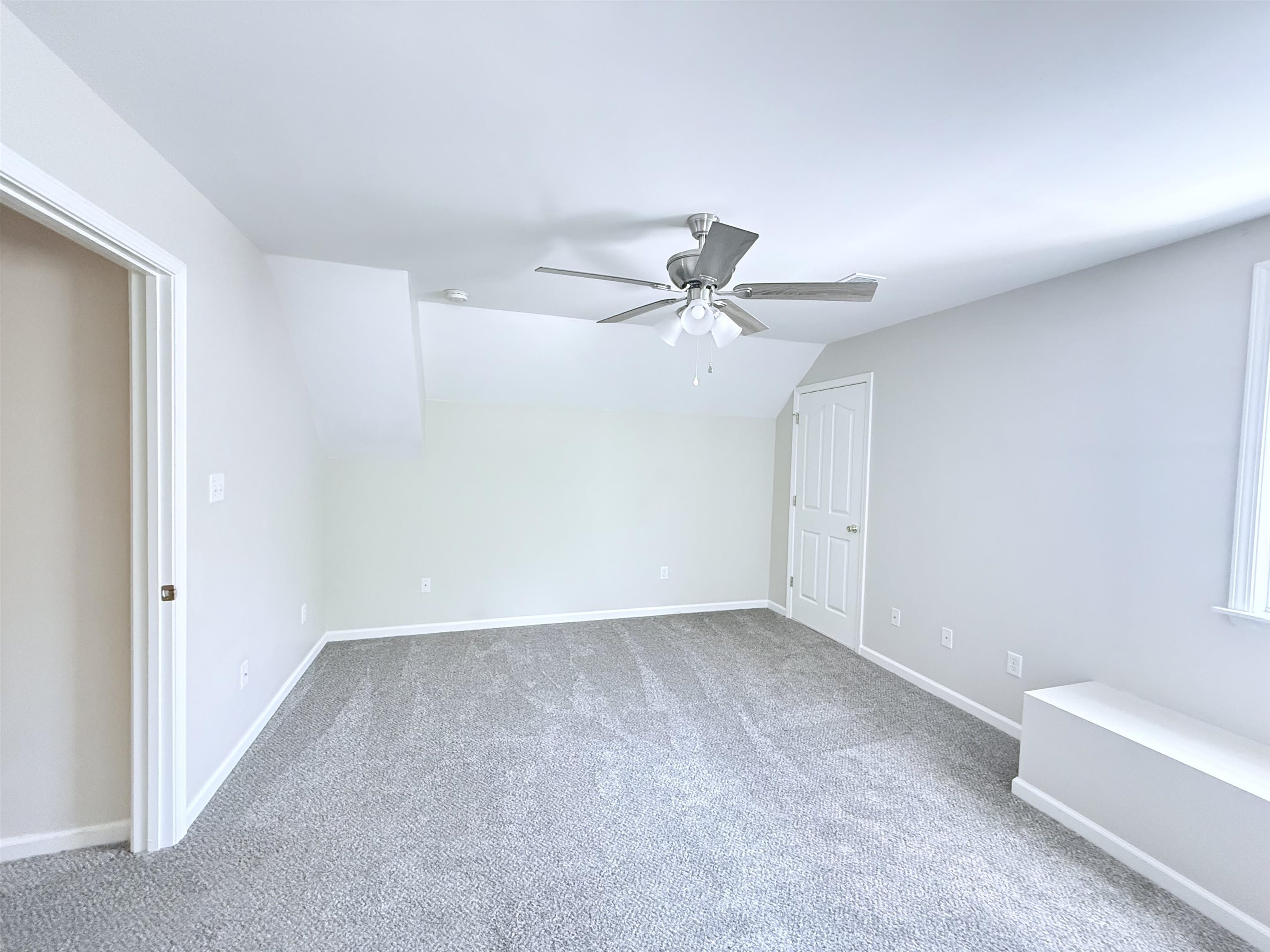856 Reed Circle Drummonds, TN 38023 - Photo 17 of 24 a view of a livingroom with a ceiling fan and window