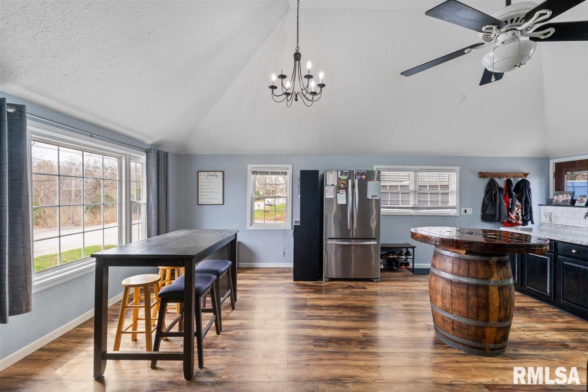 692 Hillcrest Road Milan, IL 61264 - Photo 21 of 47 Gallery Image 21