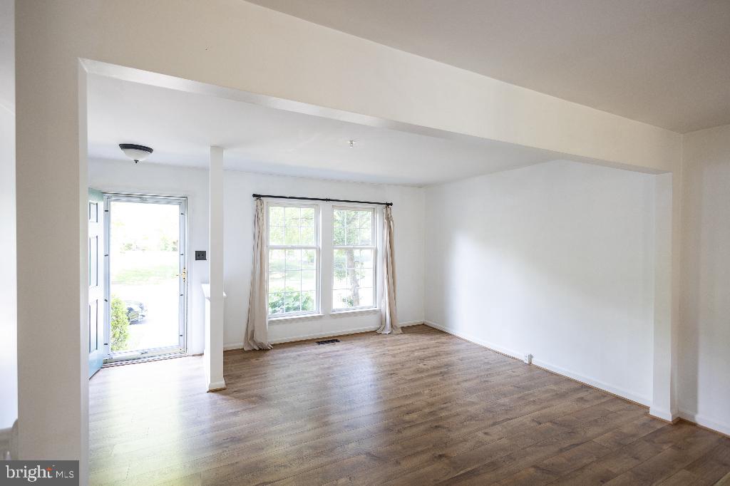 2247 Wetherburne Way Frederick, MD 21702 - Photo 8 of 21 Gallery Image 8