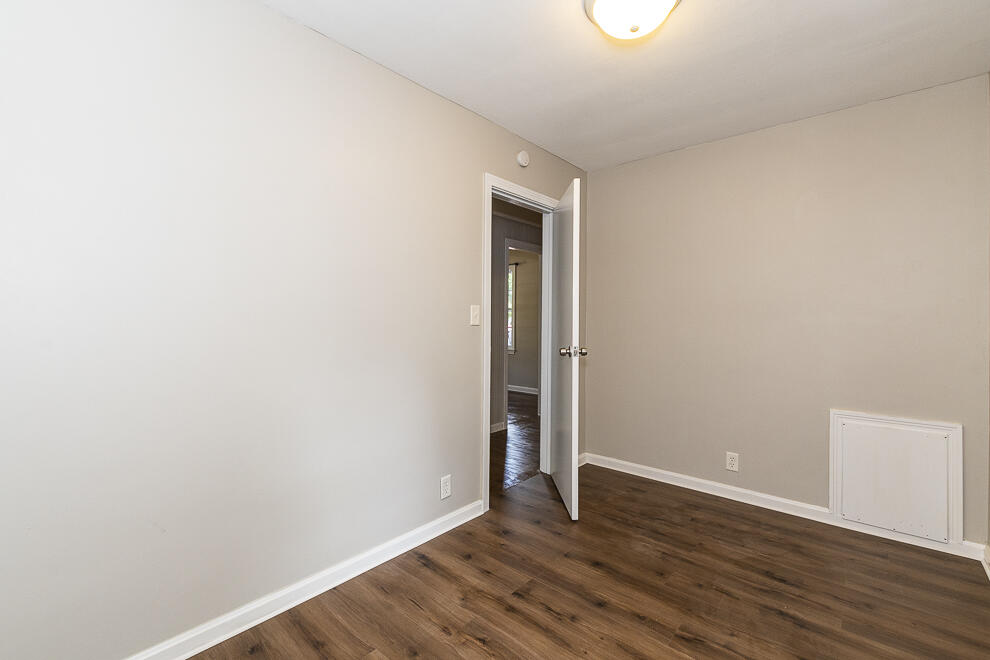 104 North Williams Street Decatur, MI 49045 - Photo 14 of 25 RN5_0581