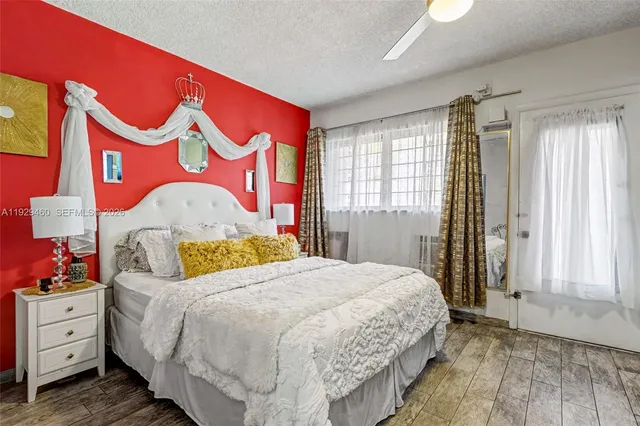 $73,000 | 815 Southwest 10th Terrace, Unit 3V, Hallandale Beach, FL 33009