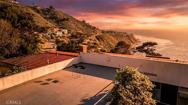 $4,395,000 | 1400 VÃa Montemar, Palos Verdes Estates, CA 90274