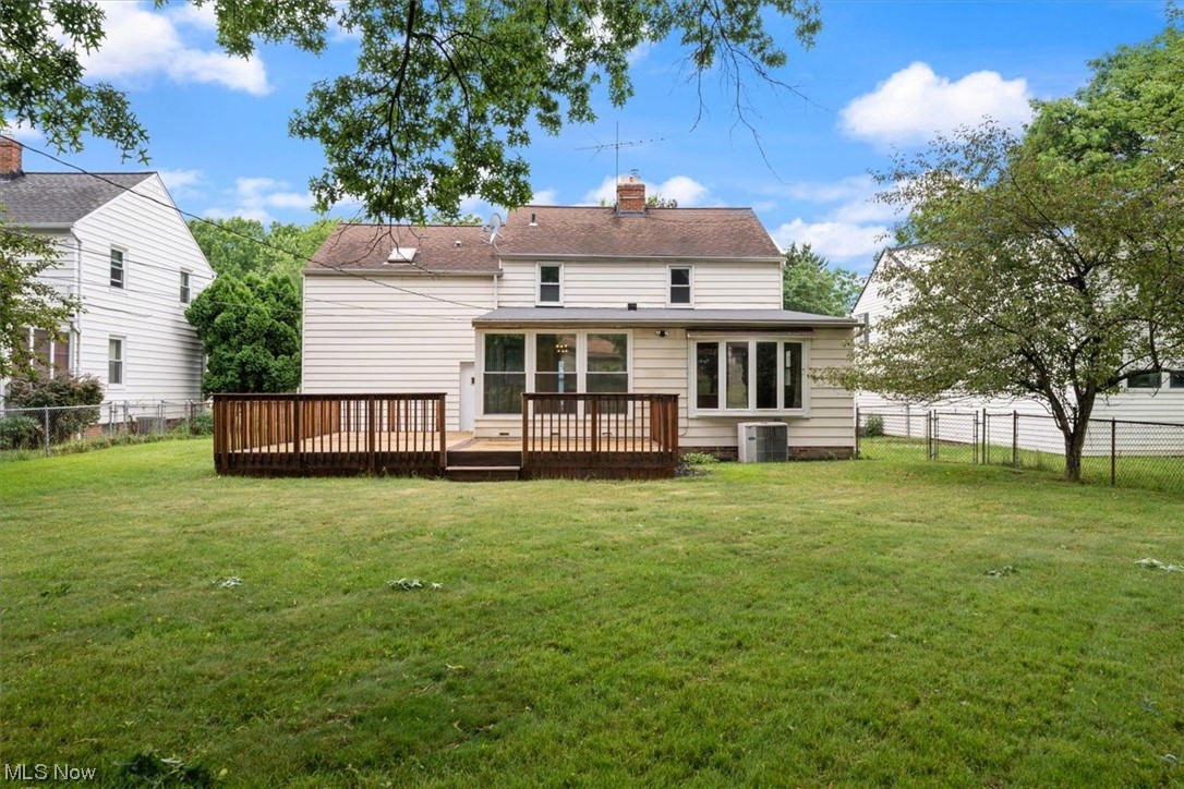 963 Professor Road Cleveland, OH 44124 - Photo 29 of 33