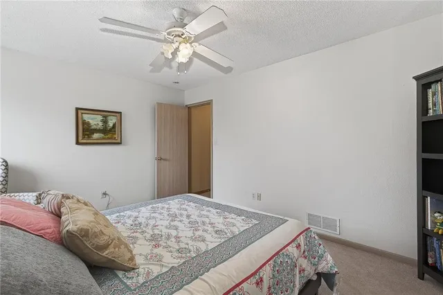 $169,995 | 1325 Southeast Lexington Avenue, Unit 134C, Lee's Summit, MO 64081