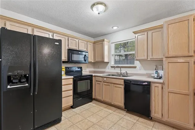 $169,995 | 1325 Southeast Lexington Avenue, Unit 134C, Lee's Summit, MO 64081