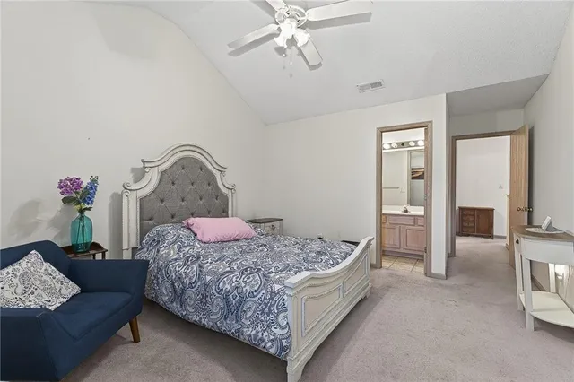 $169,995 | 1325 Southeast Lexington Avenue, Unit 134C, Lee's Summit, MO 64081