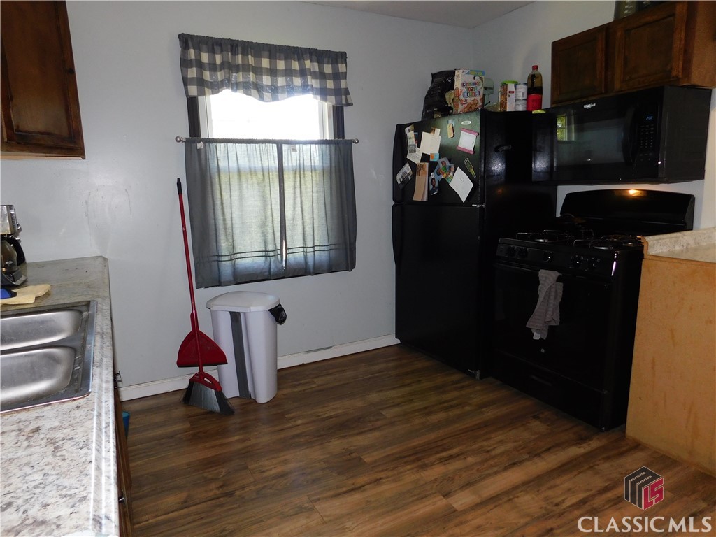 2340 Athens Road Royston, GA 30662 - Photo 9 of 33