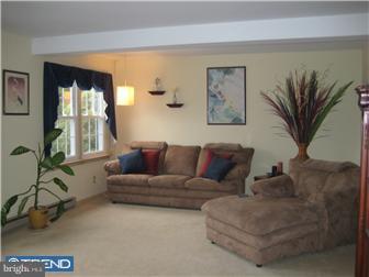 543 Delp Road Souderton, PA 18964 - Photo 2 of 12 Living Room