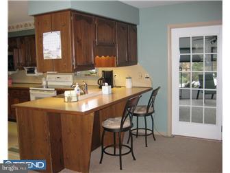 543 Delp Road Souderton, PA 18964 - Photo 6 of 12 Kitchen