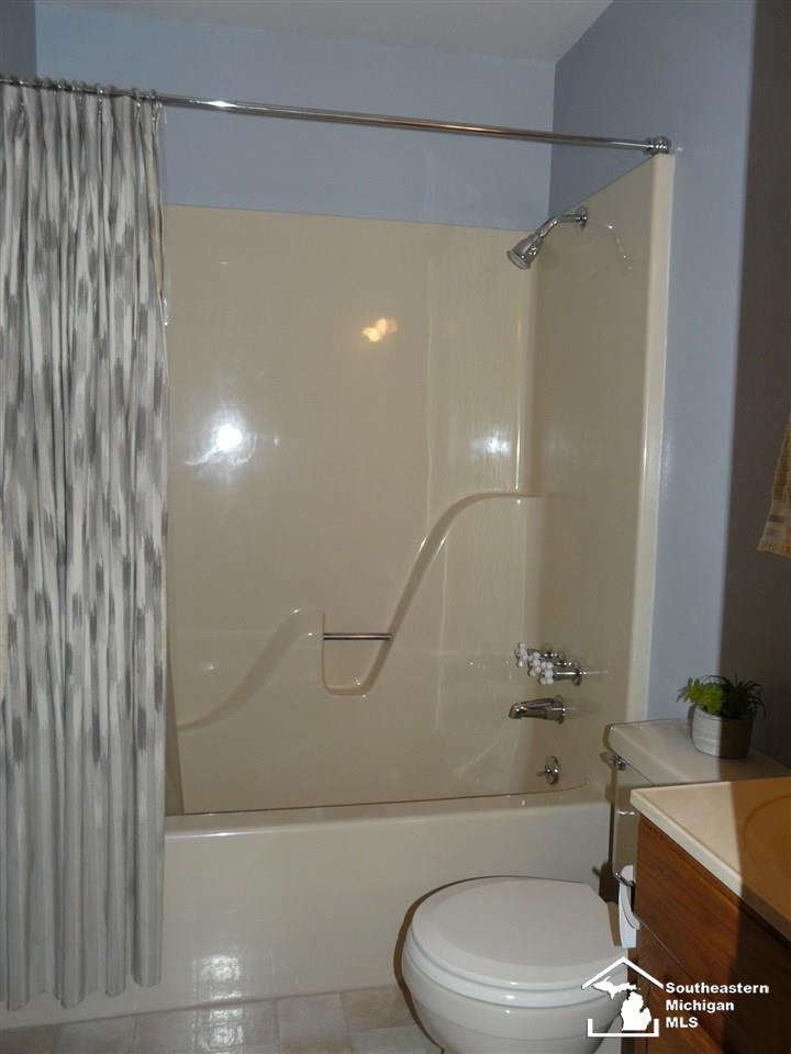 8298 Reinhardt Road Carleton, MI 48117 - Photo 47 of 77