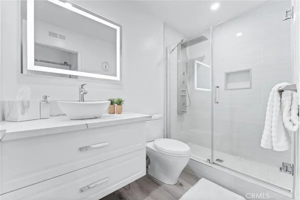 $1,999,000 | 27088 Ironwood Drive, Laguna Hills, CA 92653