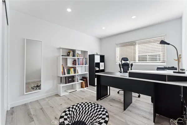 $1,999,000 | 27088 Ironwood Drive, Laguna Hills, CA 92653