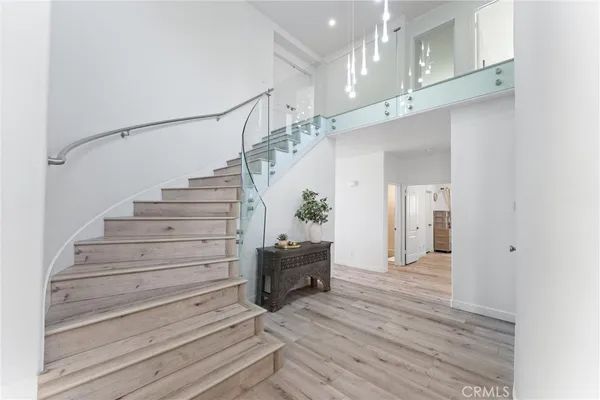 $1,999,000 | 27088 Ironwood Drive, Laguna Hills, CA 92653