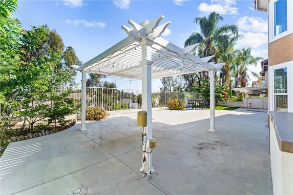 $1,999,000 | 27088 Ironwood Drive, Laguna Hills, CA 92653