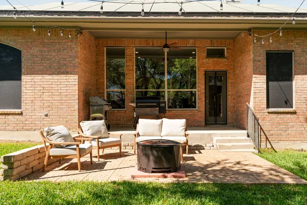 $875,000 | 11225 Maelin Drive, Austin, TX 78739