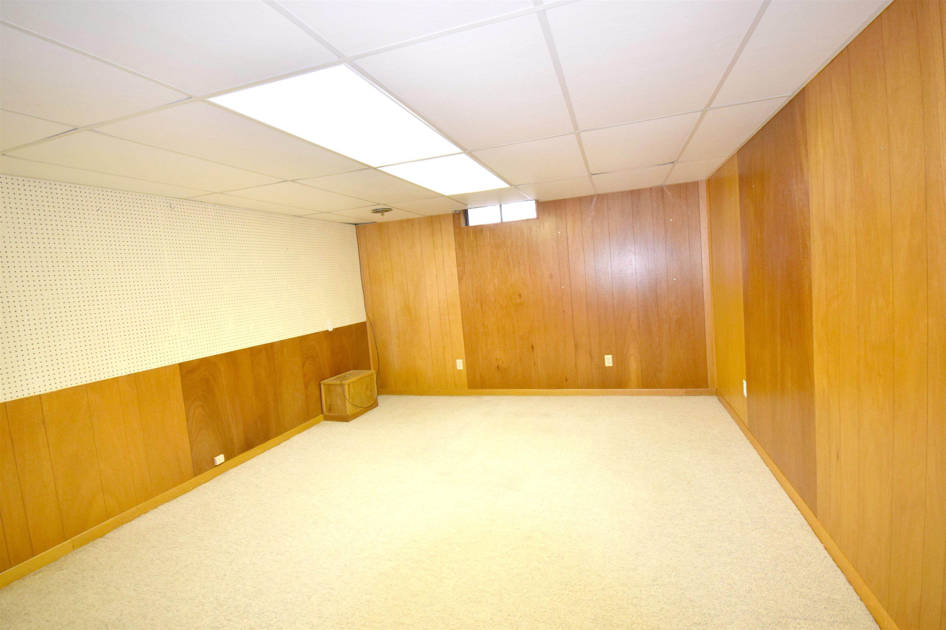 301 John R Street Clare, MI 48617 - Photo 62 of 69 1926622-ee96e41c-92ac-4ed0-a420-de9c4277227d.JPG
