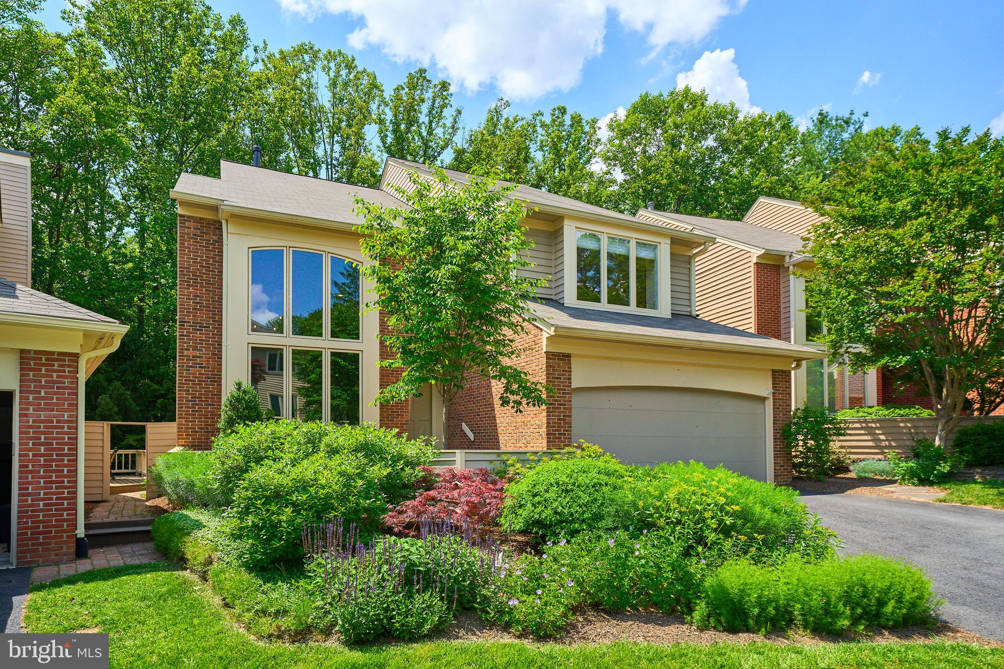 1402 Hemingway Court Reston, VA 20194 - Photo 2 of 61 Welcome to Hemingway